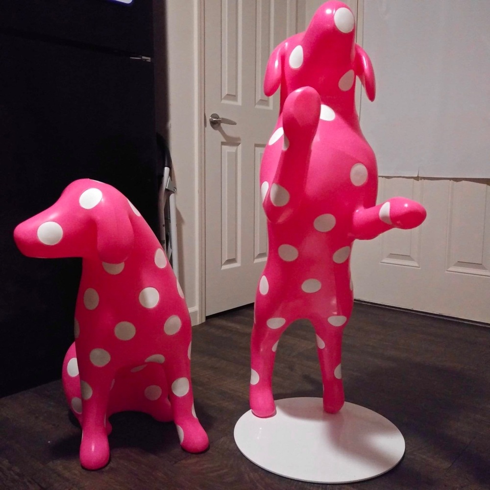 Victoria’s Secret rare display dogs